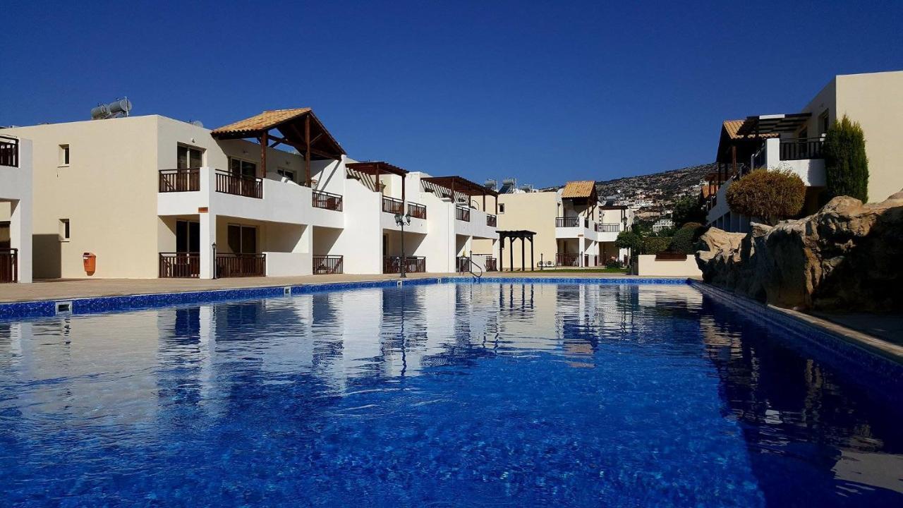 C5 Vanessa Poolside Apartment Peyia Exterior foto